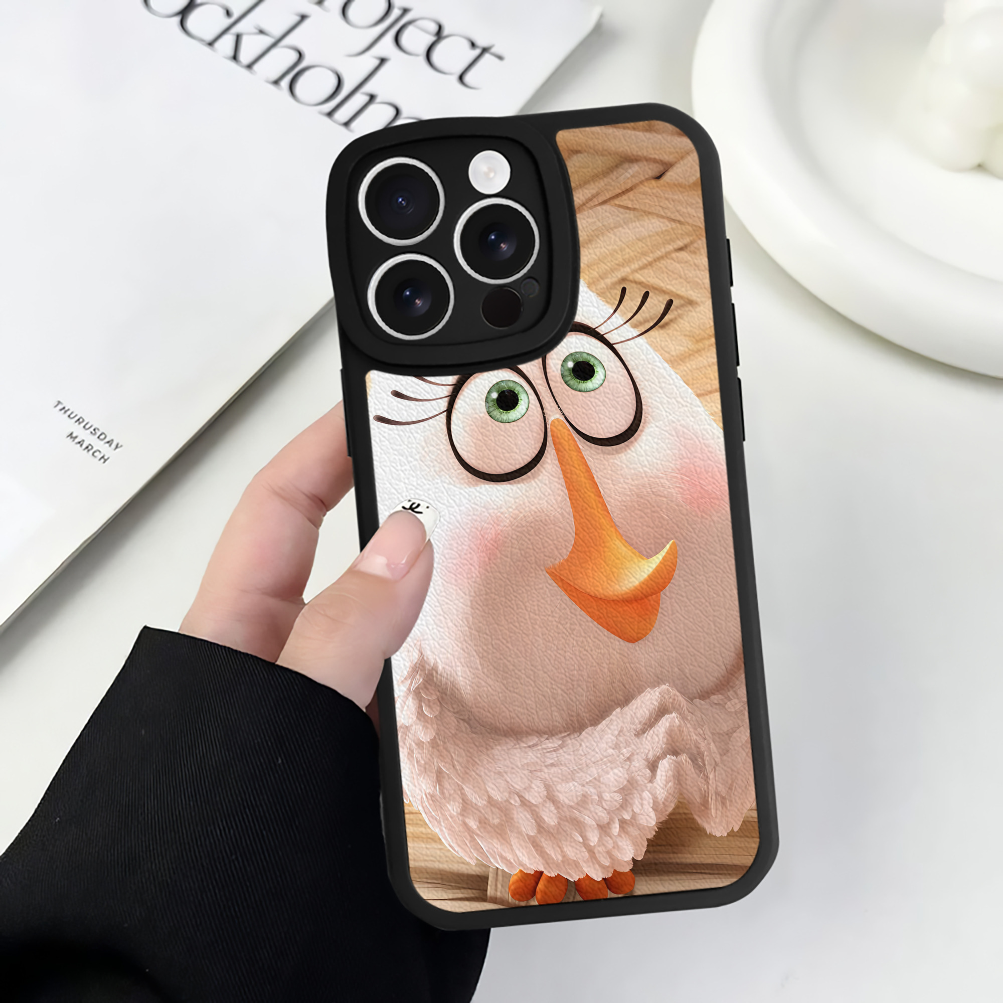 （画像用） Angry Birds アングリーバード 【iPhone 16シリーズ対応】シリコンスマホケース（レザー調） 材質：シリコン